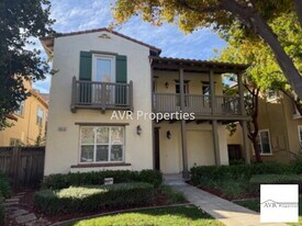 3015 Sweetviolet Dr in San Ramon, CA - Building Photo