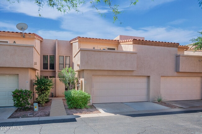 property at 1920 E Maryland Ave