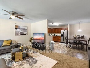 204 Wildberry Ln in Goose Creek, SC - Building Photo - Building Photo