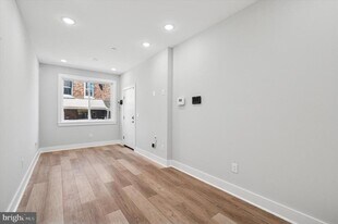 1934 S Norwood St in Philadelphia, PA - Building Photo