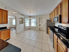 1006 Bass Harbor Dr in Jacksonville, FL - Building Photo - Building Photo