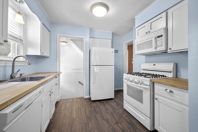 2226 E Farnum Ave in Royal Oak, MI - Building Photo - Building Photo