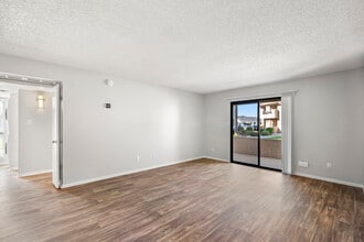 Sundancer Apartments in Tolleson, AZ - Building Photo - Building Photo
