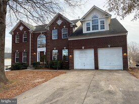 15335 Warm Springs Ln in Manassas, VA - Building Photo