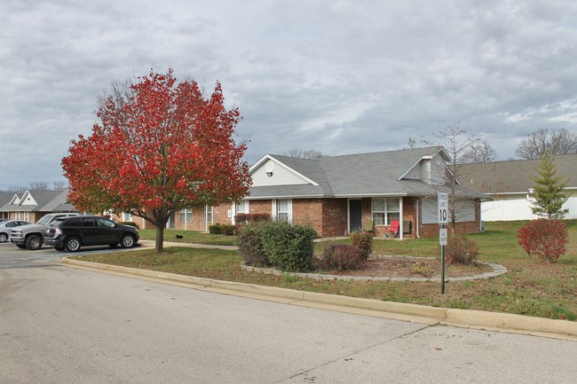 Sullivan Family Apartments in Sullivan, MO - Building Photo - Building Photo