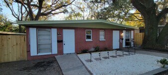 8725 N 48TH St in Tampa, FL - Building Photo