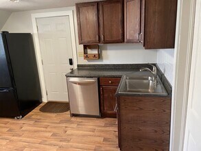 2635-2 Randolph St NE, Unit 2 in Minneapolis, MN - Building Photo - Building Photo