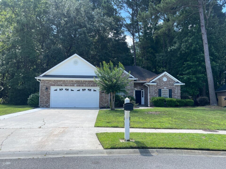 107 Valhalla Dr in Savannah, GA - Building Photo