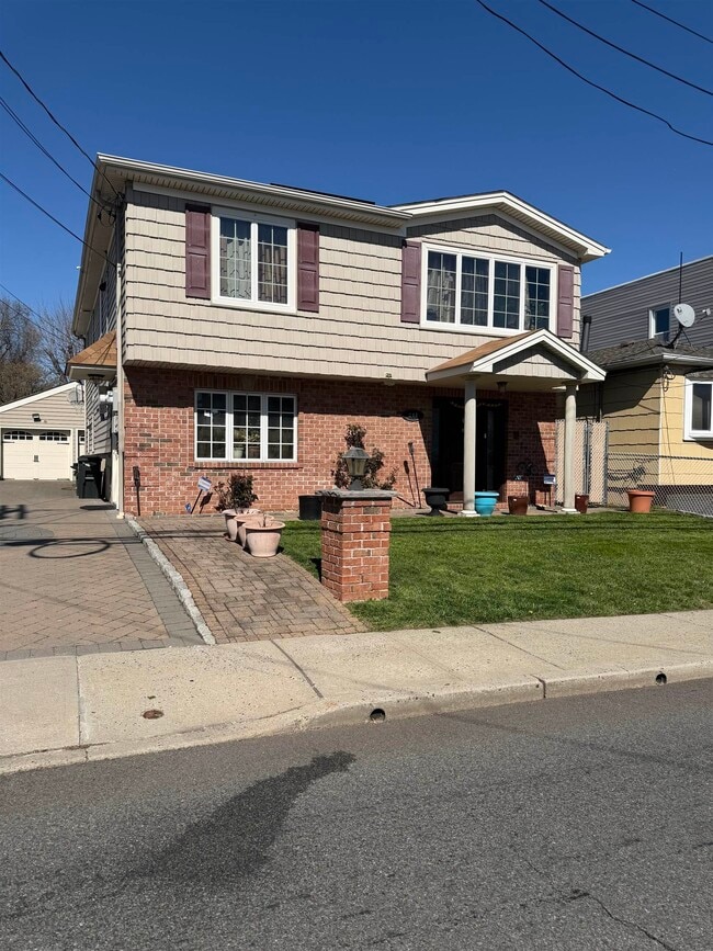 property at 244 Front St