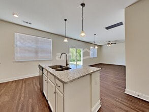 2753 Bison Ct in Nashville, TN - Foto de edificio - Building Photo