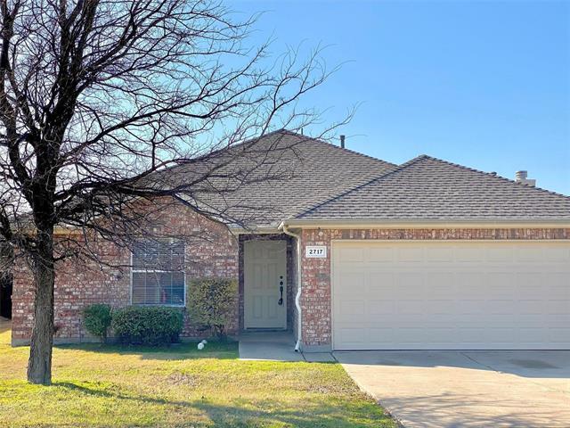 property at 2717 Lumina Dr