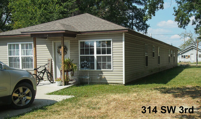 407 NW 6th St in Walnut Ridge, AR - Building Photo - Building Photo