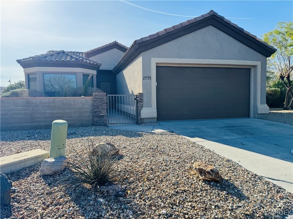 1495 Aztec Cove in Bullhead City, AZ - Building Photo