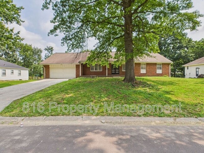 3233 Shady Bend Dr
