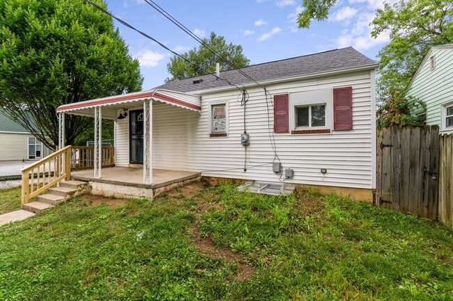 973 E Weber Rd in Columbus, OH - Foto de edificio - Building Photo