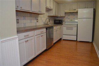 31 Devereux Ave in Providence, RI - Foto de edificio - Building Photo