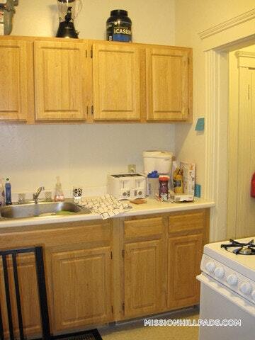 49 Worthington St in Boston, MA - Building Photo