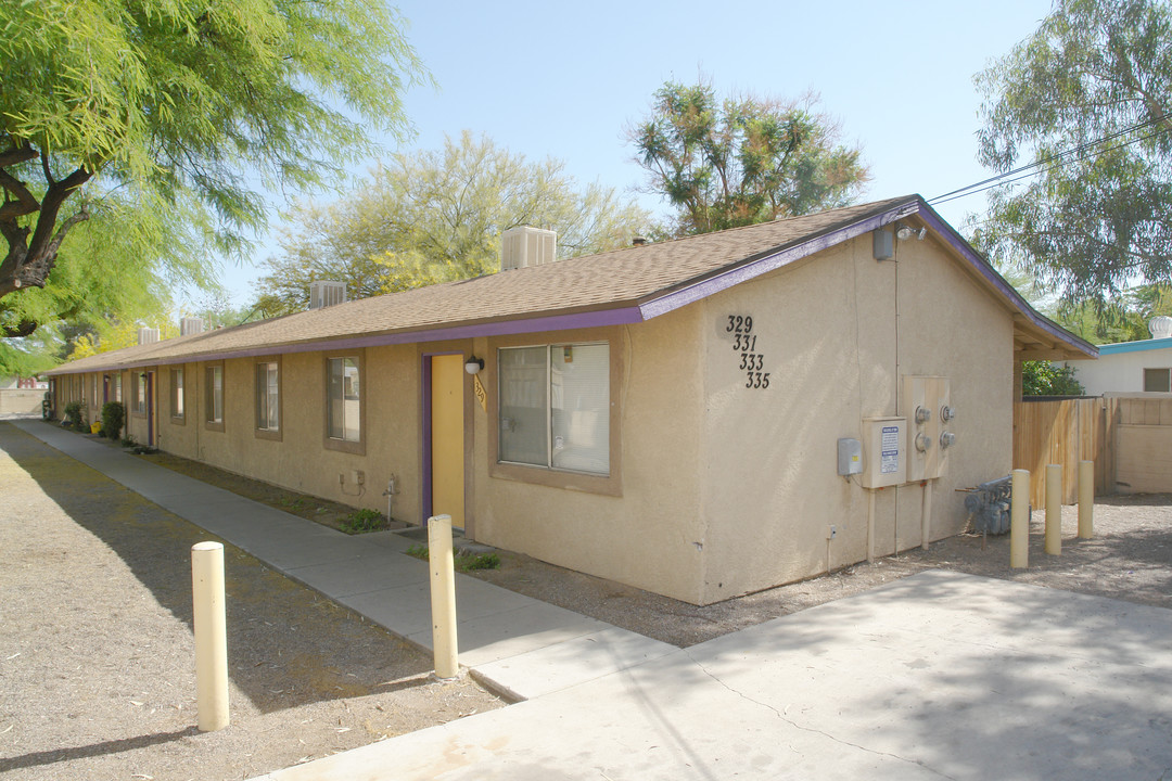 329-335 E Alturas St in Tucson, AZ - Building Photo