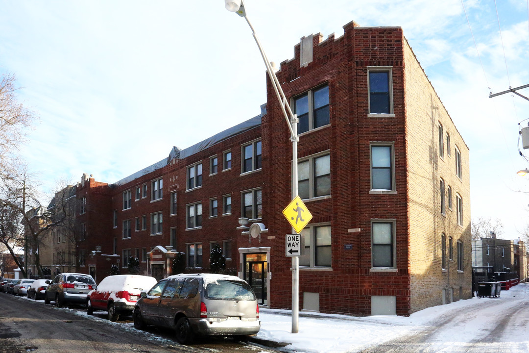 1627-1637 W Columbia Ave in Chicago, IL - Building Photo