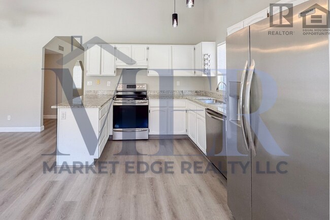 property at 6 W Sequoia Dr