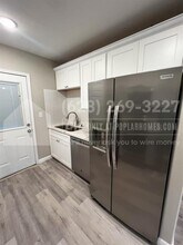 201 Armstrong St-Unit -B in Houston, TX - Building Photo - Building Photo