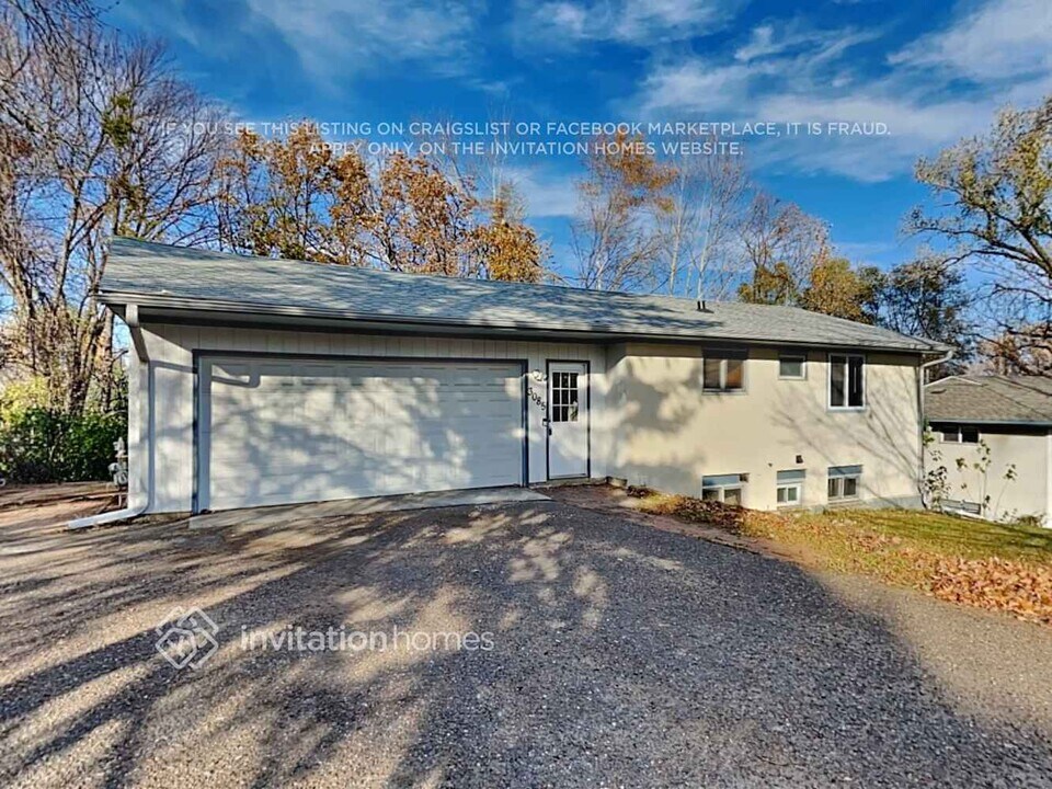 3085 Upper 76th St E in Inver Grove Heights, MN - Building Photo