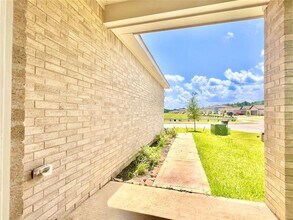 21122 Voyage Ln in Porter, TX - Foto de edificio - Building Photo