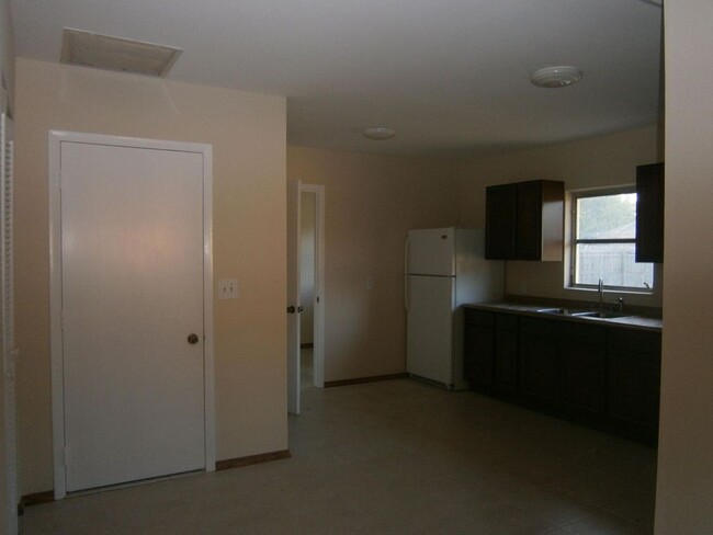 632 SW Lucero Dr in Port St. Lucie, FL - Building Photo - Building Photo