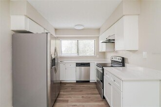 6317 Boylston Way in Orlando, FL - Building Photo - Building Photo