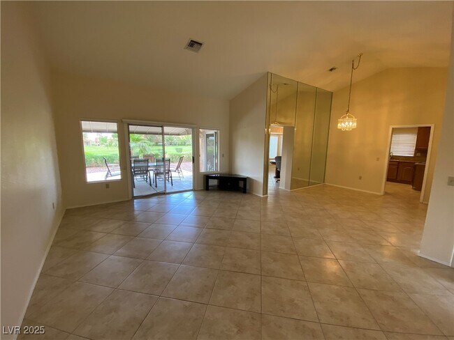 property at 2636 Golfside Dr