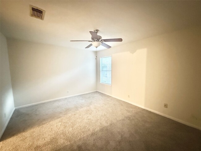 property at 8915 Emnora Ln