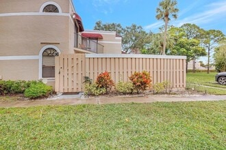 4310 Village D Dr in Delray Beach, FL - Building Photo - Building Photo