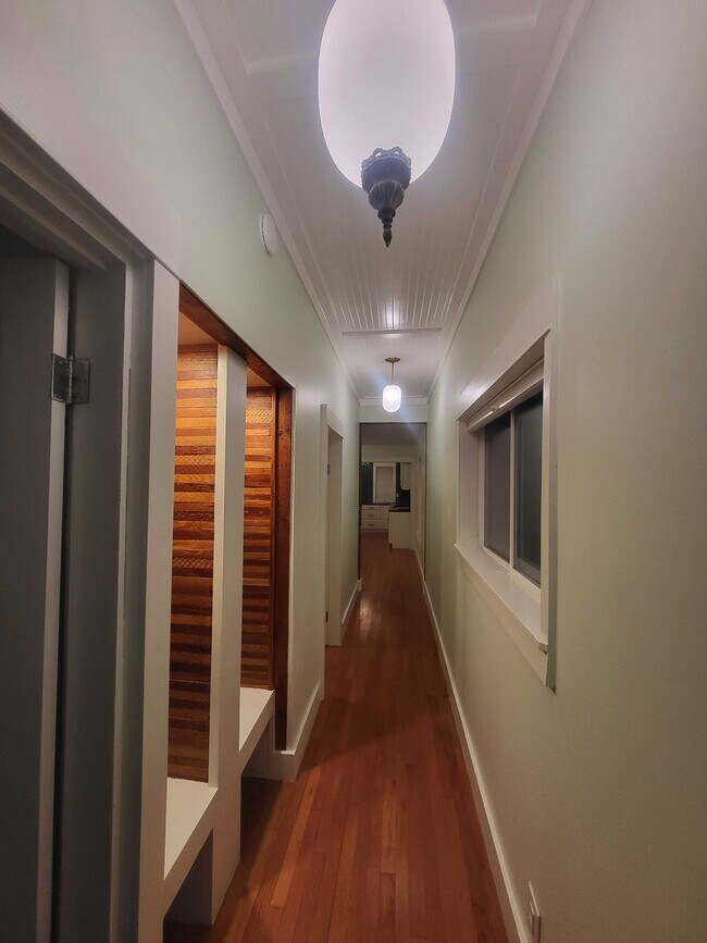 2611 S Lane St in Seattle, WA - Building Photo - Building Photo