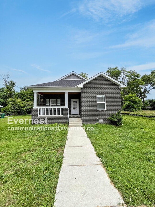 property at 1903 Ashton Ave