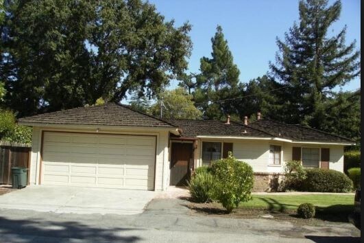 1150 Stockbridge Ave in Redwood City, CA - Building Photo