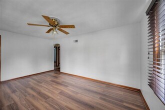 9537 Chester Ave in St. Louis, MO - Building Photo - Building Photo