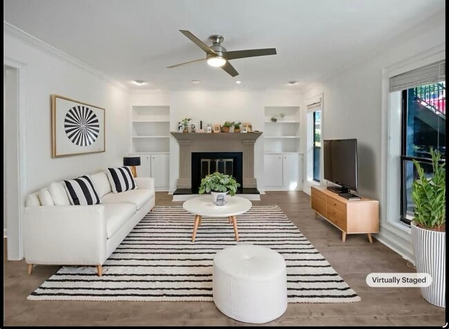 property at 607 Park Ridge Cir