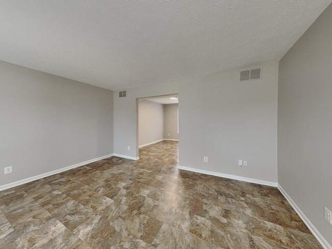 9408 Seven Courts Dr in Perry Hall, MD - Building Photo - Building Photo