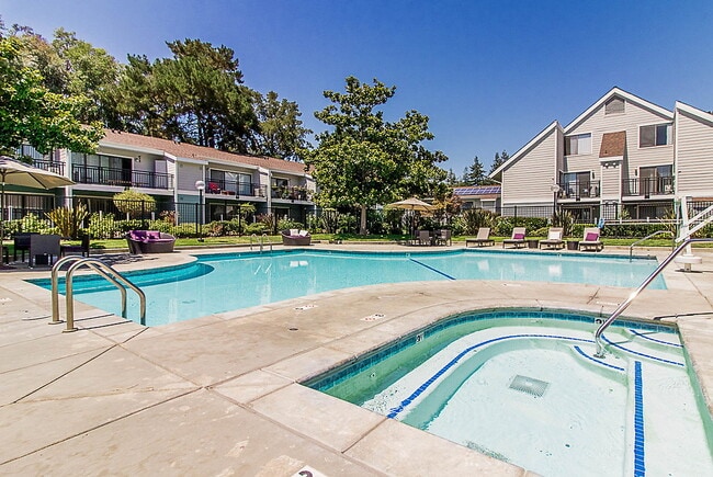 Brookside Oaks