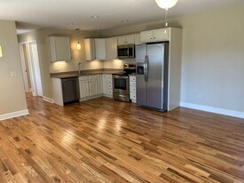 106 S Anderson St in Morganton, NC - Building Photo