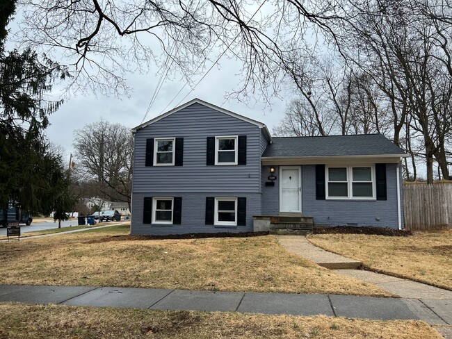 property at 11211 Landy Ct