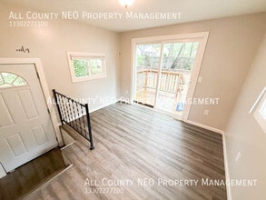 901 McKinley Ave in Akron, OH - Building Photo - Building Photo