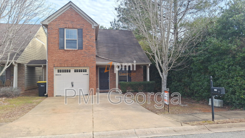 3068 Broadleaf Trail Rd in Fairburn, GA - Building Photo