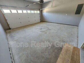 1162 W Ewing St in Clinton, IN - Building Photo - Building Photo