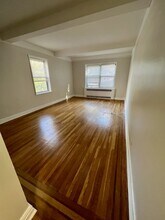 824 Palmer Rd in Bronxville, NY - Building Photo - Building Photo