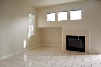 3930 Springfield Common in Fremont, CA - Building Photo - Building Photo