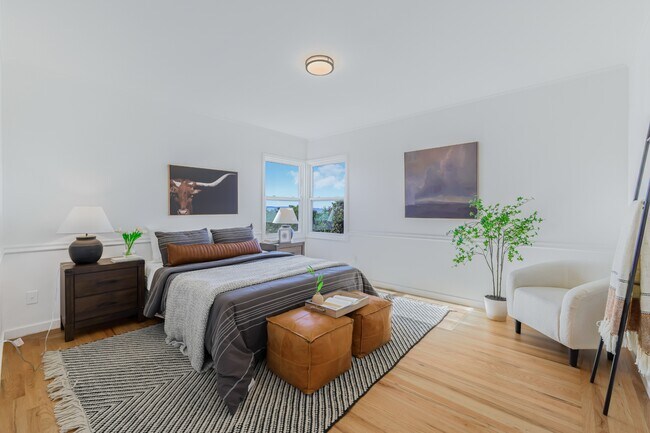 property at 4715 Davenport Ave
