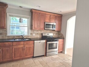 1508 Evergreen Terrace in Glenview, IL - Building Photo - Building Photo