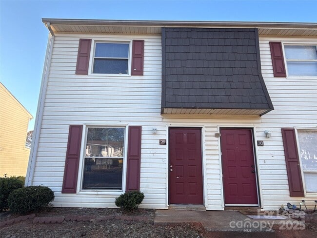 property at 7906 Oak Meadow Ct