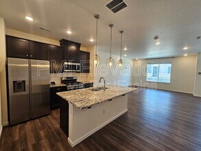 16425 Askins Lp in Parker, CO - Building Photo - Building Photo